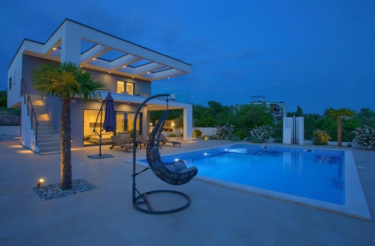 Pinezići Villa Quadra With Heated Pool
