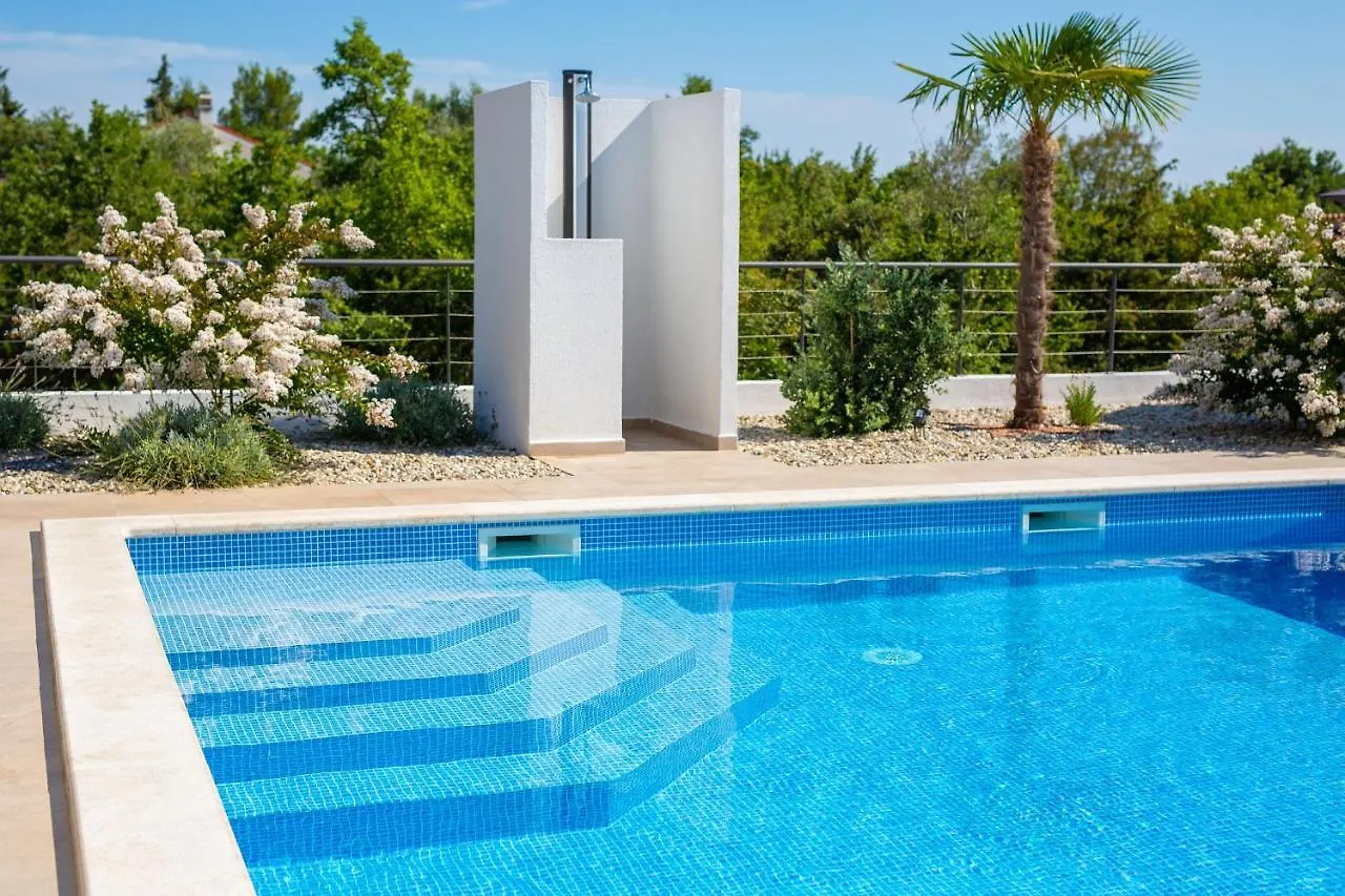 Pinezići Villa Quadra With Heated Pool